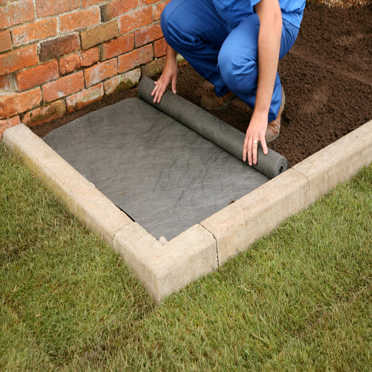 Ubuntuberg Weed Block Roll