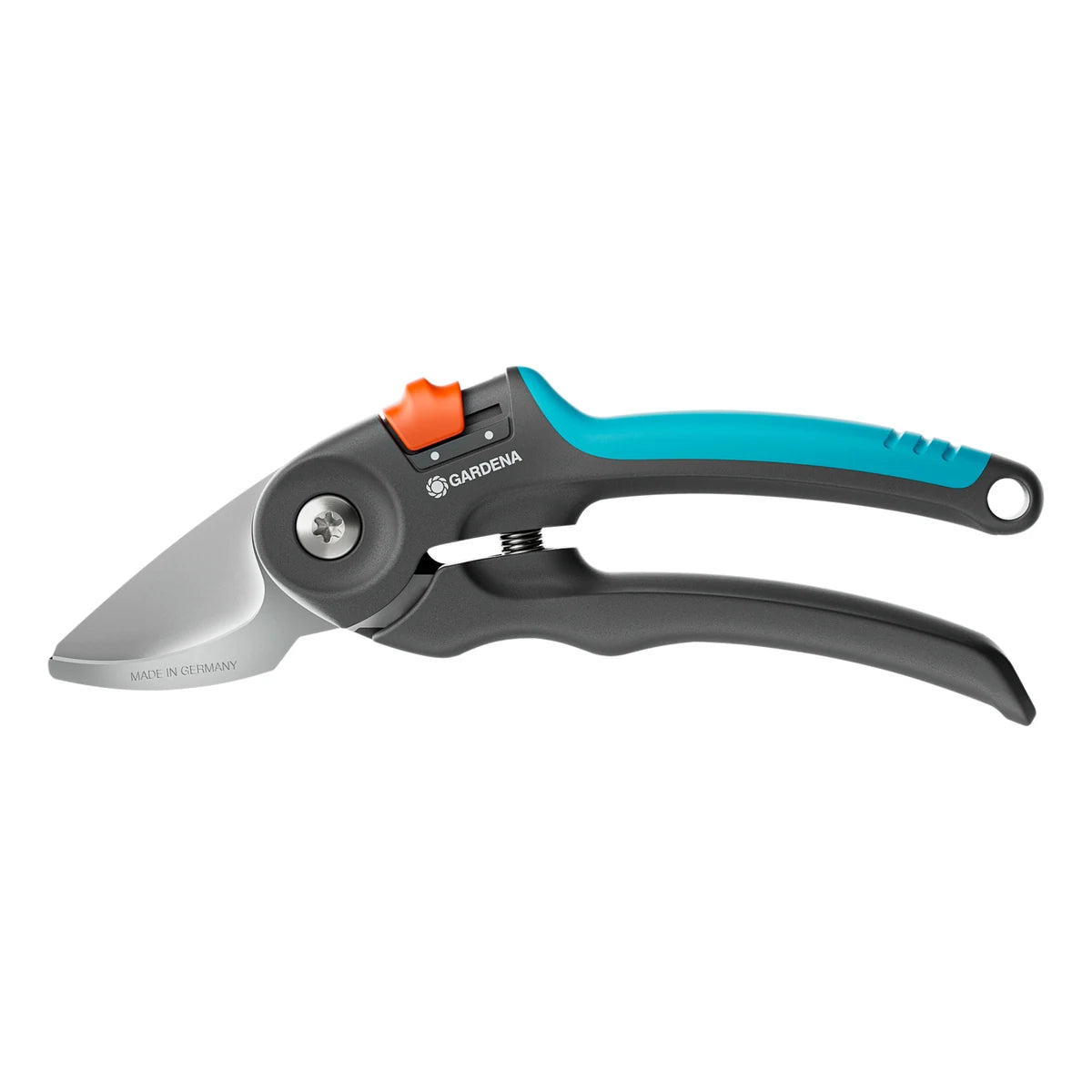 GARDENA PremiumCut Fresh Wood Bypass Secateurs 22 mm shown on a white background