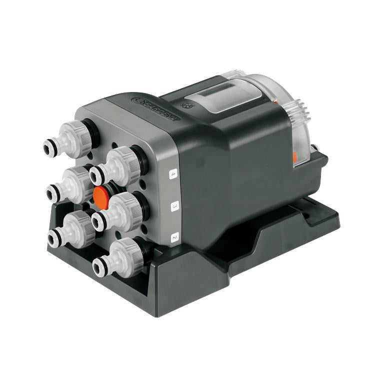GARDENA automatic six-way water distributor with six hose outlets