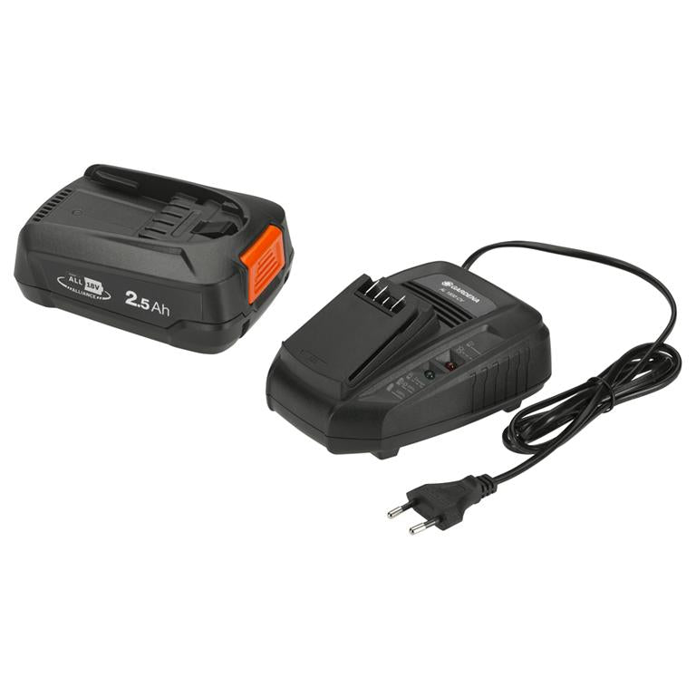 GARDENA Battery Starter Set P4A - Includes Quick Charger and 1x2.5Ah Battery - GARDENING.co.za