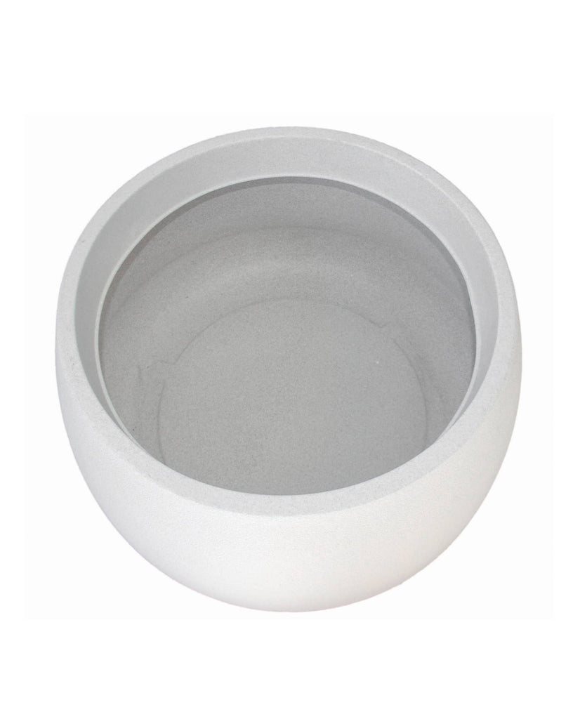 Aerial view of the low rise Bios plant pot by Japi in colour off-white
